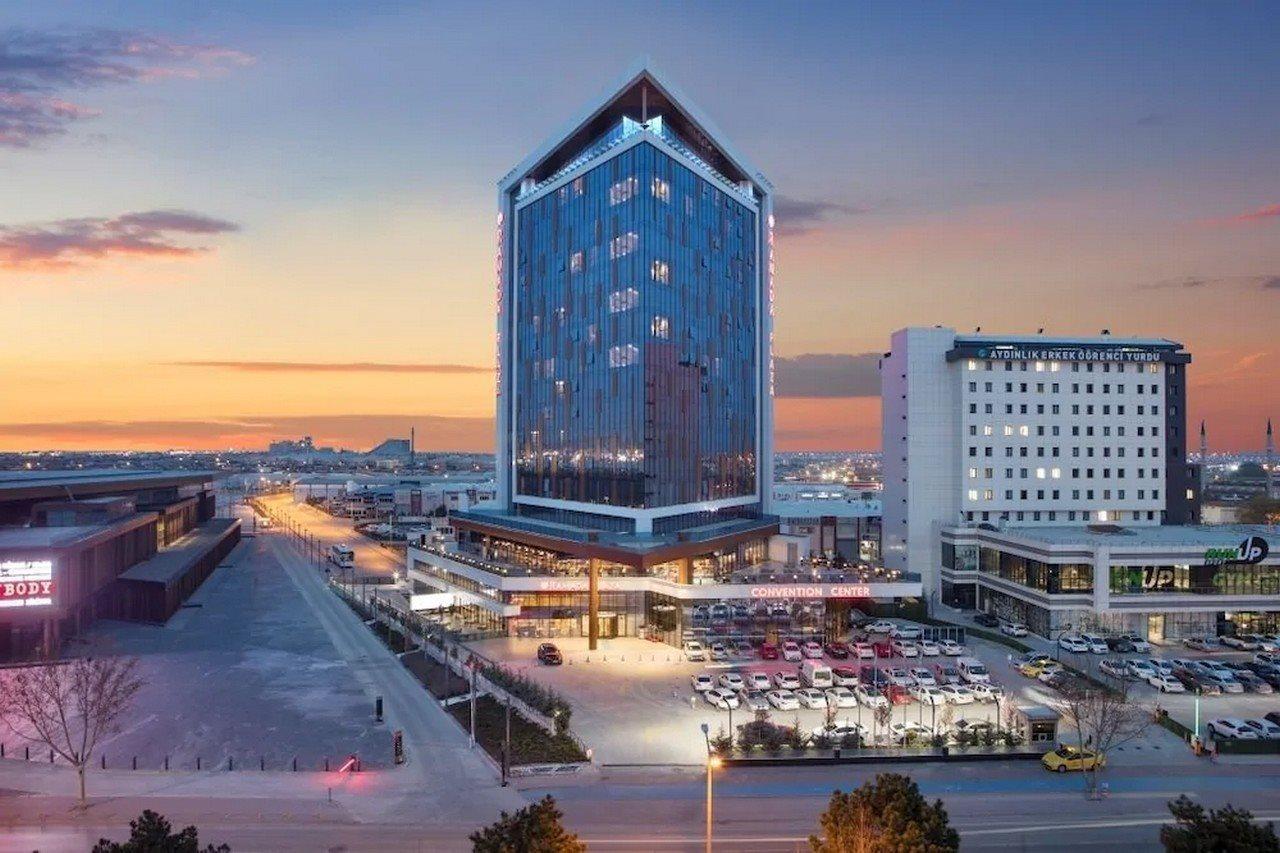 Ramada Plaza By Wyndham Konya Hotel Exterior foto
